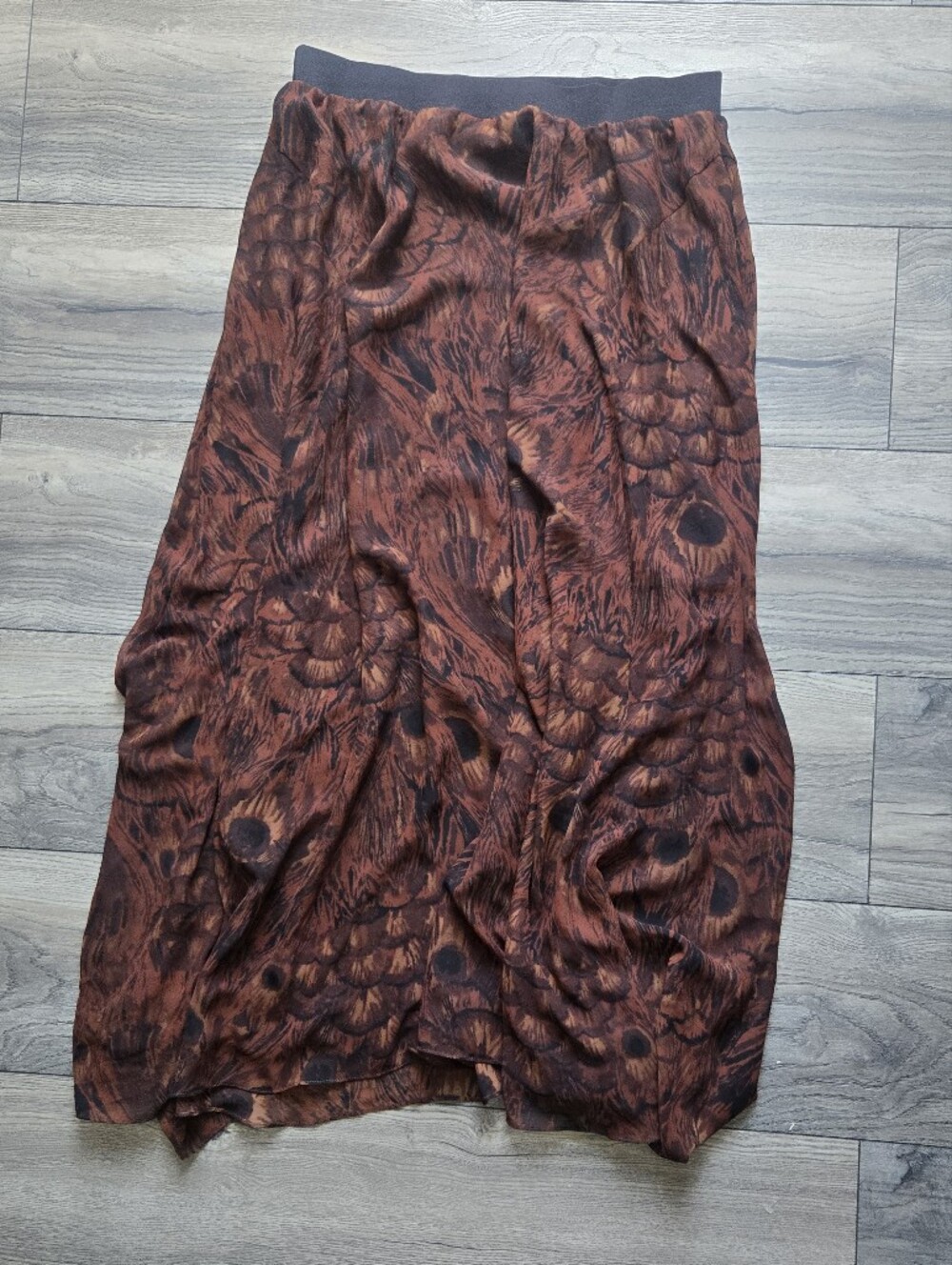 Nicole Miller Brown Black Feather-Print Maxi Skirt
